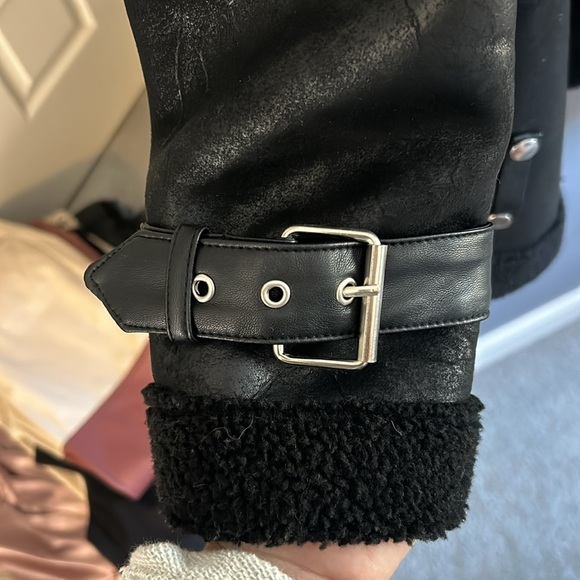 Black utility jacket - Picture 3 of 9